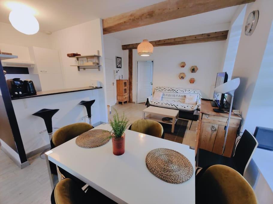 Appartement Lumineux Et Calme Parking Gratuit 里尔 外观 照片